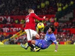 Cedera Horor Donny van de Beek