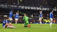 Everton yang lagi berjuang lolos dari zona degradasi, menariknya tidak beli pemain sama sekali di Januari ini. Malah ditinggal pergi winger muda Anthony Gordon ke Newcastle (Getty Images)