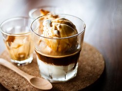 5 Topping Istimewa yang Bikin Kopi Lebih Nikmat