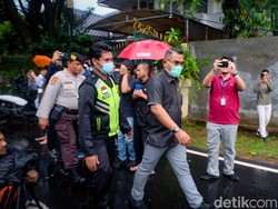 Momen Hakim Datangi Rumah Ferdy Sambo, Cek TKP Pembunuhan Yosua