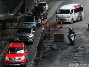Ampun Deh... Jalan Rasuna Said Jaksel Rusak Lagi