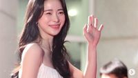 8 Foto Transformasi Lim Ji Yeon Hingga Pacaran dengan Lee Do Hyun