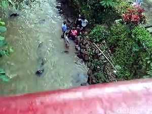 Geger Perempuan Loncat dari Atas Jembatan di Sukabumi