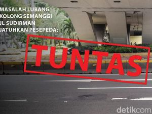 Before-After Penambalan Lubang yang Bikin Pesepeda Jatuh di Semanggi Before-After Penambalan Lubang yang Bikin Pesepeda Jatuh di Semanggi