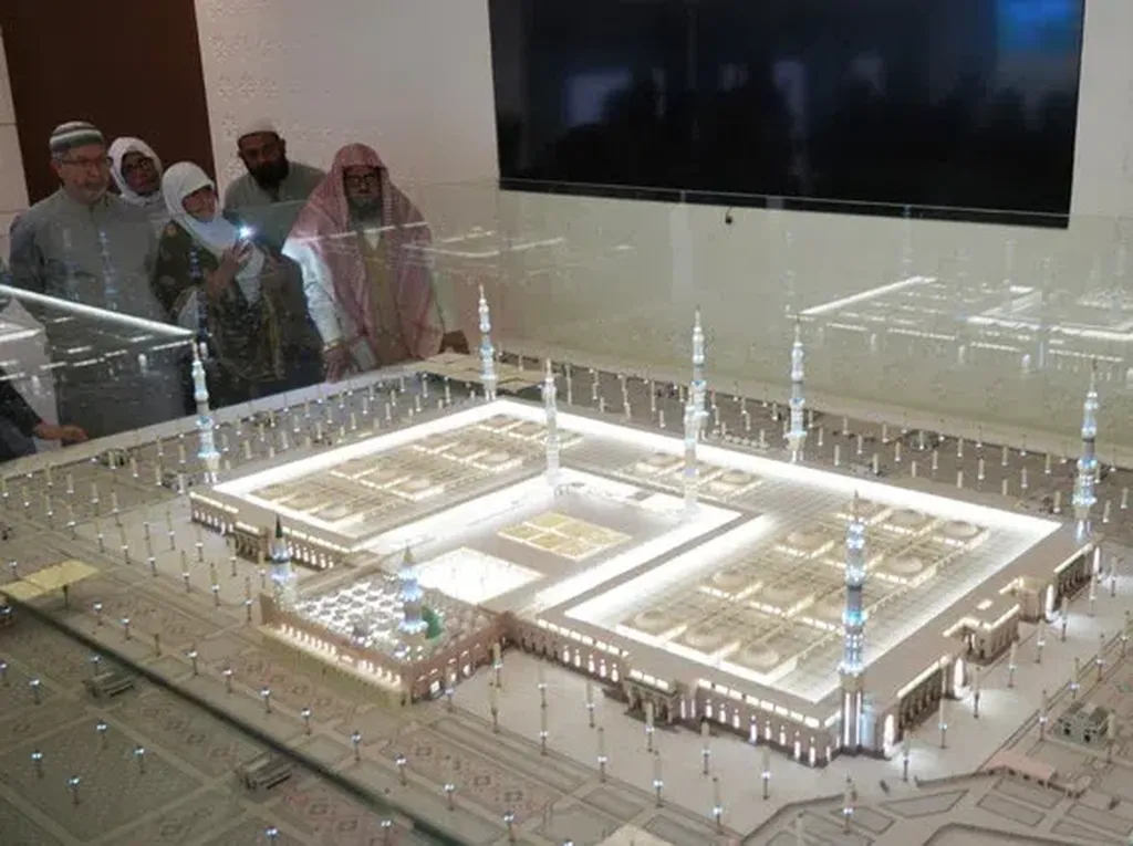 Museum Ini Simpan Koleksi Perjalanan dan Artefak Langka Nabi Muhammad Museum Ini Simpan Koleksi Perjalanan dan Artefak Langka Nabi Muhammad