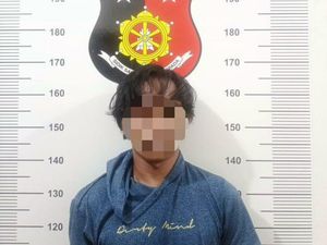 Modus Berkenalan via MiChat, Pria di Tanjungpinang Rampok Motor Wanita