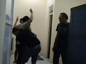Cerita Pesilat Kediri Bubarkan Latihan Perguruan Silat Lain Lalu Rampas Uang-HP Cerita Pesilat Kediri Bubarkan Latihan Perguruan Silat Lain Lalu Rampas Uang-HP
