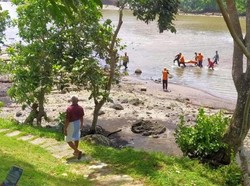 Mayat Laki-laki Terdampar di Pantai Belakang Pura Srijong