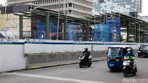 Terdampak Proyek MRT, TransJ Bangun Halte Sementara di Gajah Mada