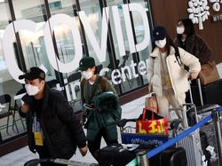 Sinyal Kenaikan COVID-19 di Korsel, Warga Berburu Masker-Alat Tes Lagi