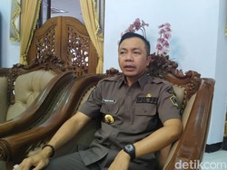 Wabup Blitar Singgung Dana Silpa di Balik Mutasi Ajudan Istrinya