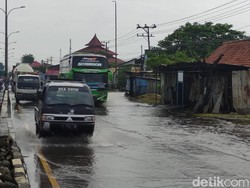 Kondisi Terkini Banjir di Pantura Genuk Semarang, Motor Sudah Bisa Lewat