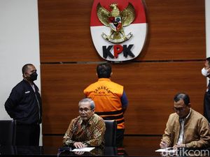 Lika-liku Kasus Korupsi di Papua Hingga Penyuap Lukas Enembe Ditahan KPK Lika-liku Kasus Korupsi di Papua Hingga Penyuap Lukas Enembe Ditahan KPK