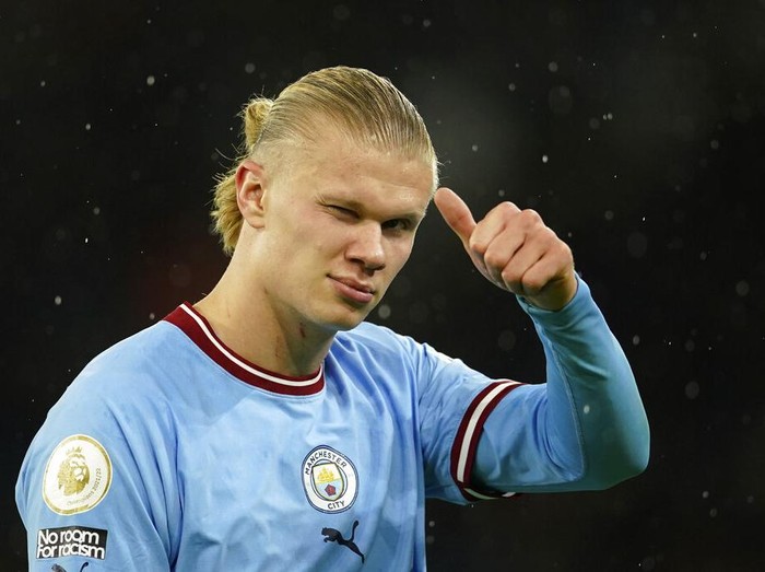 Manchester City's Erling Haaland gestures during the English Premier League soccer match between Manchester City and Everton at the Etihad Stadium in Manchester, England, Saturday, Dec. 31, 2022. (AP Photo/Dave Thompson)