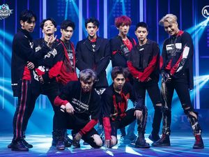 EXO Akan Menggelar Fan Meeting Selama 2 Hari EXO Akan Menggelar Fan Meeting Selama 2 Hari