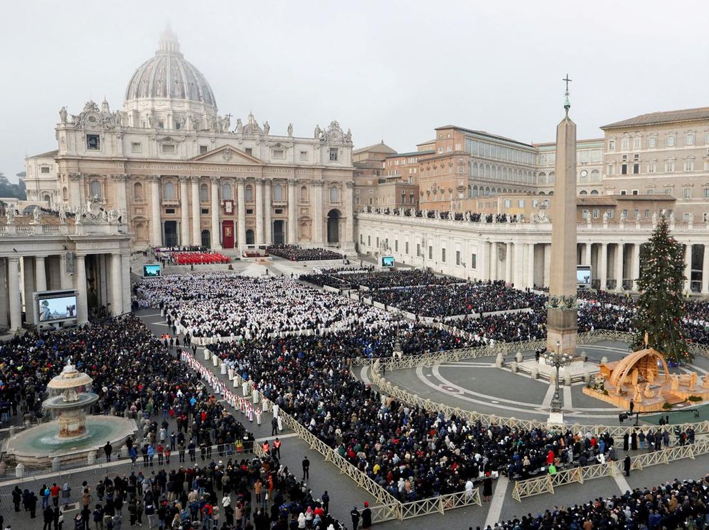Vatikan Siap Selidiki Skandal Pesta Seks di Katedral Inggris