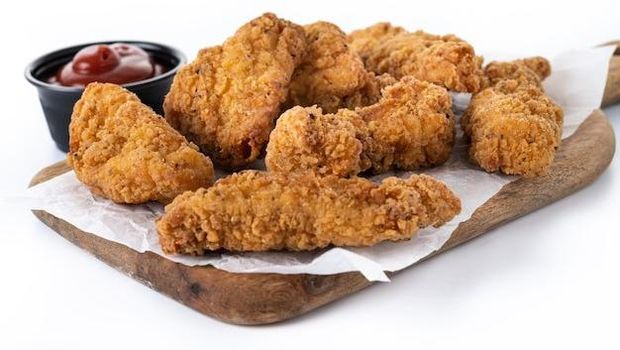 Menghindari makanan bertepung dan berminyak agar terhindar dari lemak dan kalori menumpuk