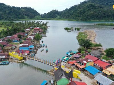 Jembatan Gantung Sungai Pisang di Padang Kelar, Ini Penampakannya