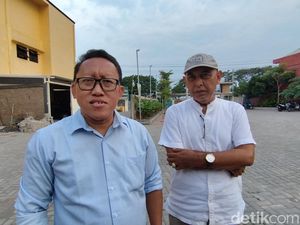 MTs Gresik Beri Trauma Healing 15 Siswi Usai Dipukul Kepala Sekolah MTs Gresik Beri Trauma Healing 15 Siswi Usai Dipukul Kepala Sekolah