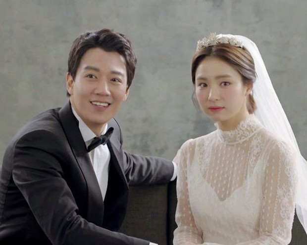 Kim Rae Won di Black Knight: The Man Who Guards Me/ Foto: hancinema.net Kim Rae Won di Black Knight: The Man Who Guards Me/ Foto: hancinema.net