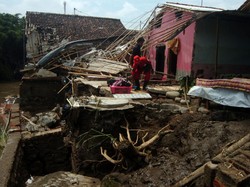 Puluhan Rumah yang Hancur Akibat Banjir di Brebes Akan Dibangun Ulang