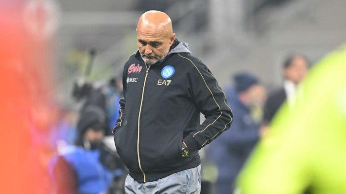 MILAN, ITALY - JANUARY 04: Luciano Spalletti of Napoli during the Serie A match between FC Internazionale and SSC Napoli at Stadio Giuseppe Meazza on January 04, 2023 in Milan, Italy. (Photo by SSC NAPOLI/SSC NAPOLI via Getty Images)