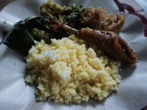 Juara Enaknya! Nasi Jagung Bakul Legendaris di Mojokerto Berlauk Ayam Bakar Juara Enaknya! Nasi Jagung Bakul Legendaris di Mojokerto Berlauk Ayam Bakar