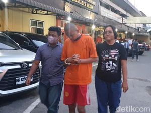 Tampang Perawat RSU Bina Kasih Medan yang Lecehkan Rekan Kerjanya Tampang Perawat RSU Bina Kasih Medan yang Lecehkan Rekan Kerjanya