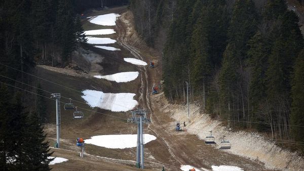 Potret Memprihatinkan Resor Ski di Bosnia Mulai Kehilangan Salju