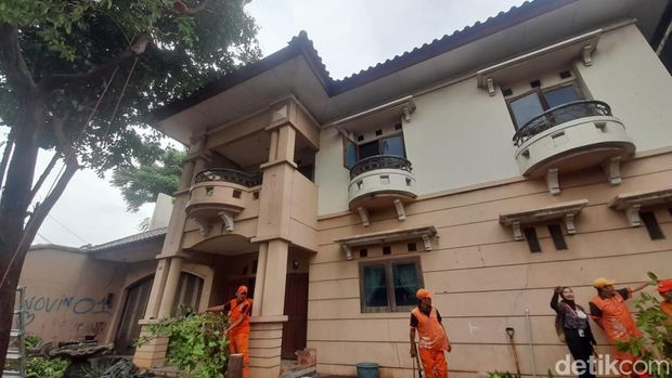 Rumah Ibu Eny.