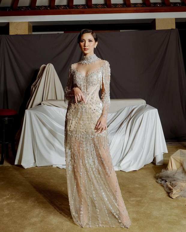 Sheila Dara/ Foto: Instagram/eddybetty Sheila Dara Aisha gaun pengantin after party