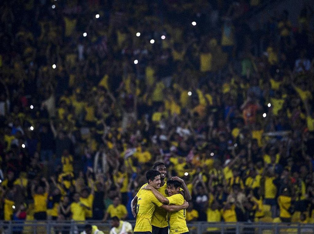 Fans Malaysia Ngamuk Gara-gara Stadion Bukit Jalil Dipakai Konser