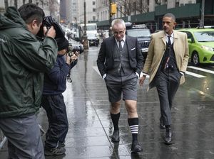 Thom Browne Digugat Adidas, Gaya Desainernya di Pengadilan Disorot Thom Browne Digugat Adidas, Gaya Desainernya di Pengadilan Disorot