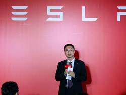 Asal China, Ini Tangan Kanan Elon Musk yang Disiapkan Jadi Bos Tesla