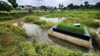 Penampakan TPU Tanah Kusir Tergenang Akibat Hujan Lebat