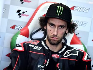 Baru Gabung, Alex Rins Langsung Keluhkan Motor Honda! Baru Gabung, Alex Rins Langsung Keluhkan Motor Honda!
