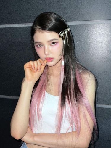 Danielle NewJeans sebagai brand ambassador Burberry