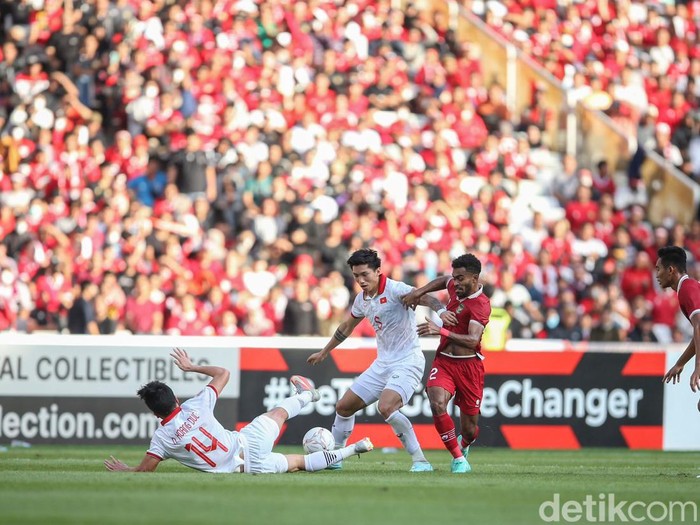 doan van hau indonesia vs vietnam timnas vietnam piala aff 2022 piala aff aff cup aff cup 2022 semifinal piala aff semifinal piala aff 2022
