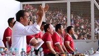 Jokowi mengatakan pemain Indonesia sudah bekerja keras meski pertandingan berakhir dengan skor kacamata. Lukas/Biro Setpres  