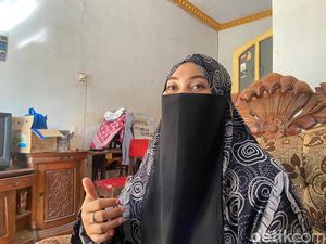 Kiai Jember Sebut Tudingan Cabuli Santriwati Fitnah, Istri: Saya Ketawa Aja Kiai Jember Sebut Tudingan Cabuli Santriwati Fitnah, Istri: Saya Ketawa Aja