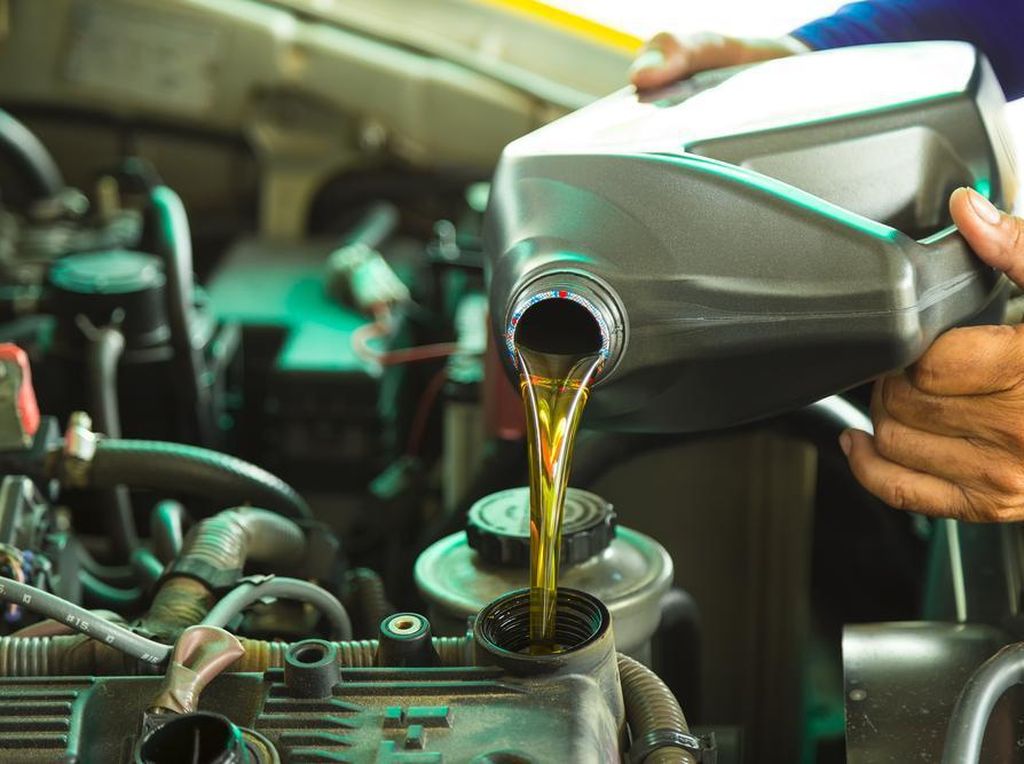 Jangan Sampai Ketipu, Begini Cara Mengetahui Oli Mobil Palsu Jangan Sampai Ketipu, Begini Cara Mengetahui Oli Mobil Palsu
