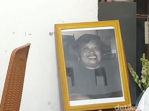 Ingat Lagi Puisi Wiji Thukul Buat Mbak Sipon di 1988 Ingat Lagi Puisi Wiji Thukul Buat Mbak Sipon di 1988