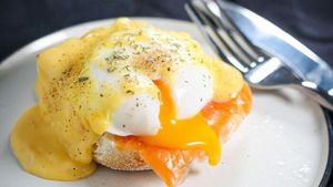 Kata Netizen 10 Makanan Ini Enak Tapi Lebih Baik Tak Dibuat Sendiri