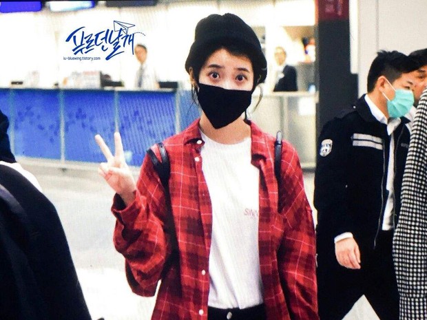 Lee Ji Eun/Foto: aminoapps.com Inspirasi outfit kasual ala IU