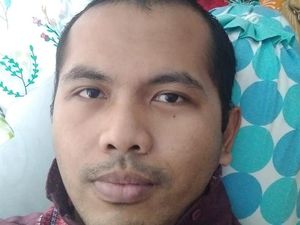 Ecky Tersangka Mutilasi Angela Ngaku Tak Berkeluarga ke Warga Ecky Tersangka Mutilasi Angela Ngaku Tak Berkeluarga ke Warga