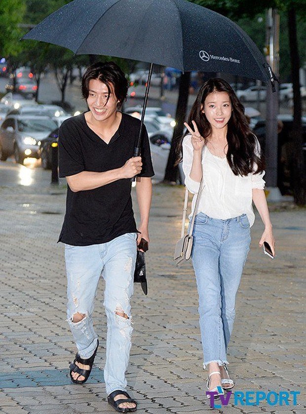 Outfit IU/Foto: hancinema.net Outfit santai IU untuk nge-date