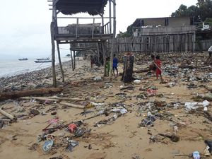 DPRD Kupang Kritik Minimnya Mobil Pengangkut Sampah di Pantai Oesapa DPRD Kupang Kritik Minimnya Mobil Pengangkut Sampah di Pantai Oesapa