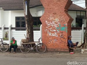 Kuli Sindang, Mereka yang Tak Lekang Ditelan Zaman Kuli Sindang, Mereka yang Tak Lekang Ditelan Zaman