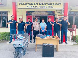 Curi Kotak Amal di 17 Masjid, Pria di Karimun Ditangkap Curi Kotak Amal di 17 Masjid, Pria di Karimun Ditangkap