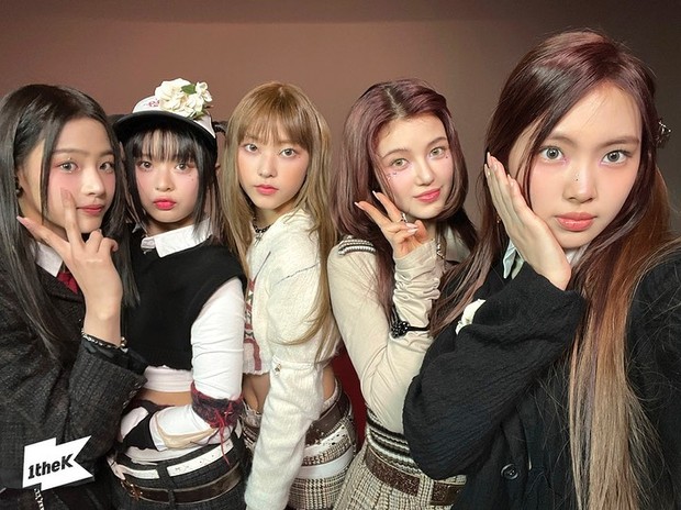 Potret NewJeans/ Foto: youtube.com/1thek Potret NewJeans